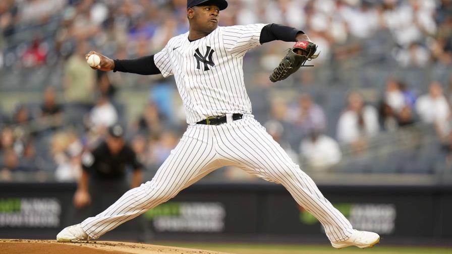 Yanquis activan al dominicano Severino de la lista de covid-19