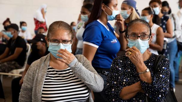 Un muerto y 794 nuevos contagios de COVID-19