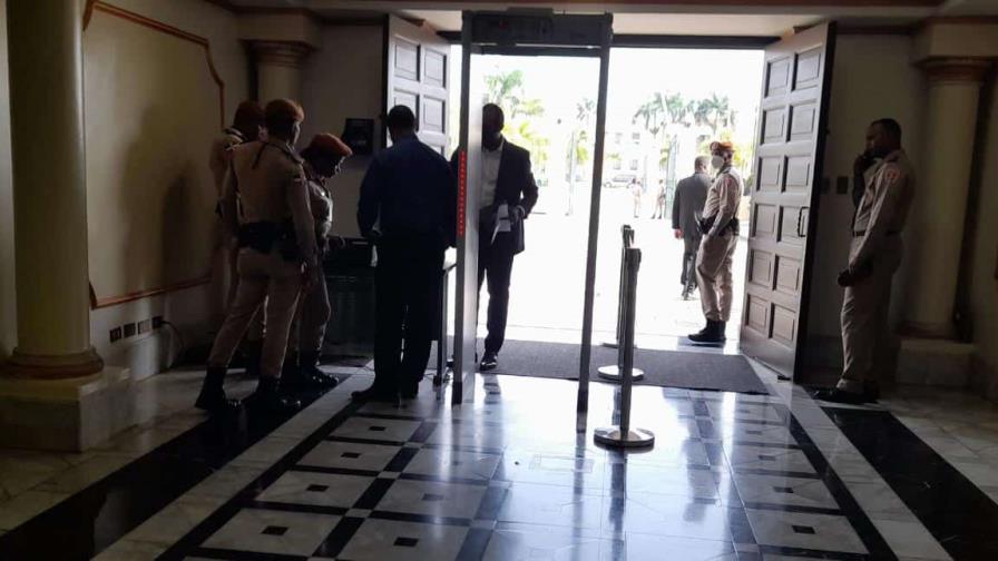 Desde la muerte de Orlando Jorge Mera la seguridad en las instituciones del Estado ha sido reforzada