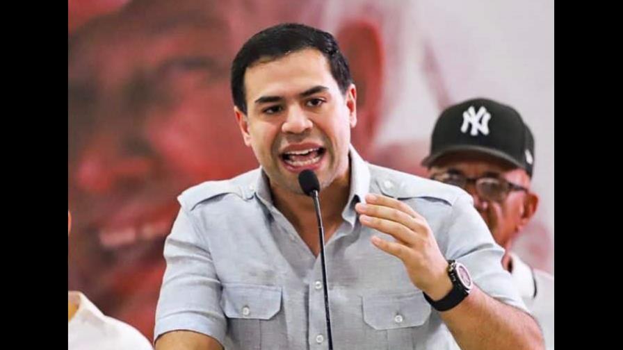 Robertico Salcedo asegura que si Abinader se postula ganaría elecciones de 2024 Robertico Salcedo asegura que si Abinader se postula ganaría elecciones de 2024