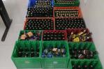 Policía ocupa 667 botellas y un recipiente con alcohol presume es adulterado Policía ocupa 667 botellas y un recipiente con alcohol presume es adulterado