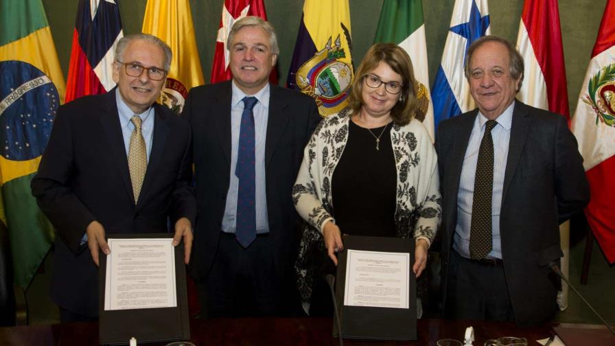 Uruguay y Brasil acuerdan exonerar zonas francas y comercio de yerba mate