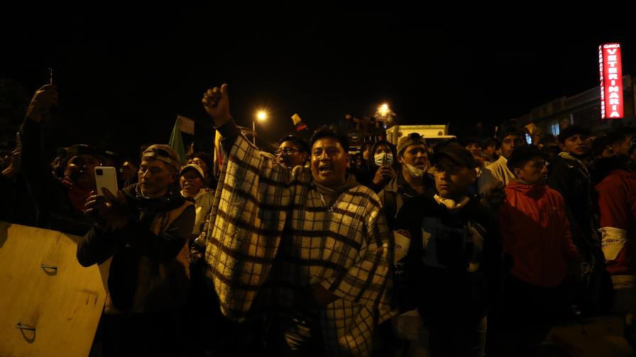 Ecuador cumple una semana de protestas con el primer manifestante fallecido