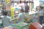 Video capta asalto a mano armada a una farmacia en Barahona