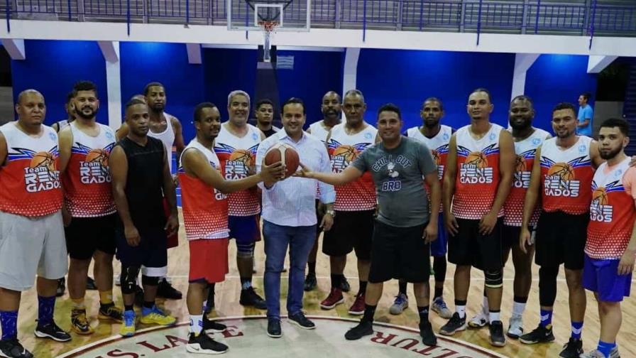Renegados ganan a Extremo de Cristo Rey en baloncesto máster Renegados ganan a Extremo de Cristo Rey en baloncesto máster