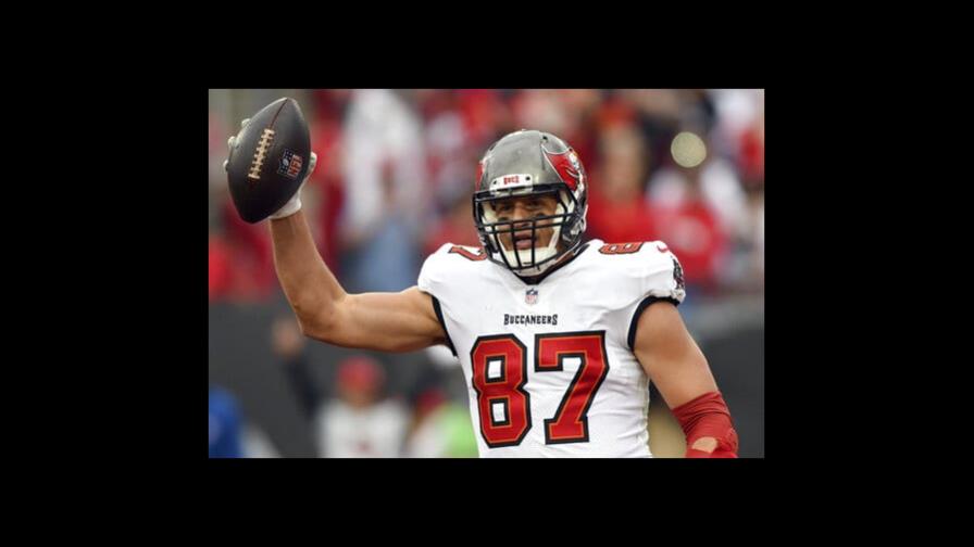 Gronkowski se retira y no vuelve con Brady en Tampa Gronkowski se retira y no vuelve con Brady en Tampa