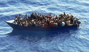 Repatrian a 56 migrantes dominicanos interceptados en aguas de Puerto Rico