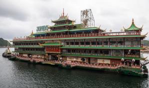 Famoso restaurante flotante de Hong Kong se hunde en el mar de China Meridional