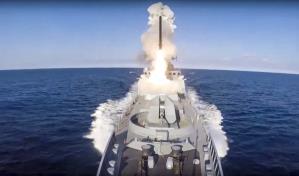 Ucrania afirma que bombardeó plataformas petroleras rusas de uso militar en el mar Negro