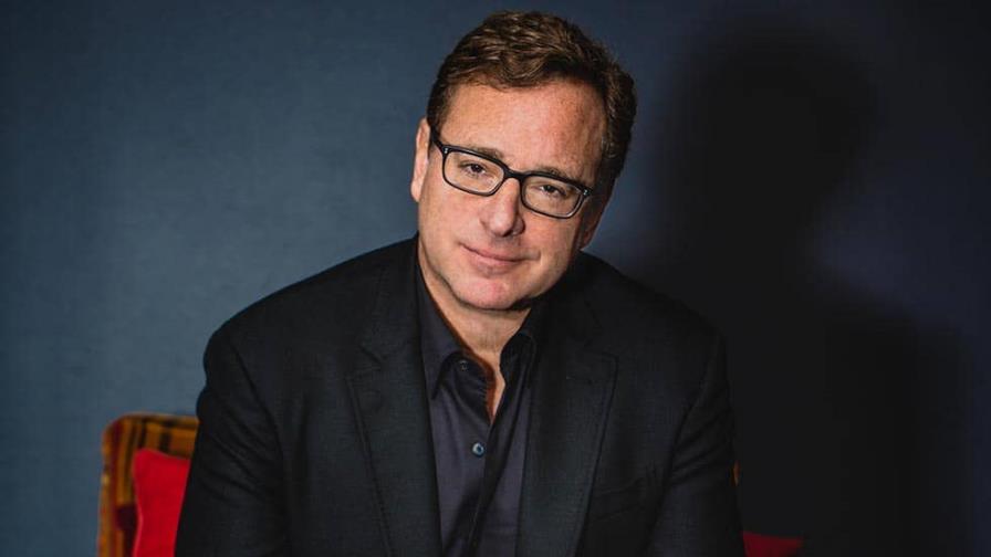 Policía de EEUU castiga a dos agentes por revelar la muerte de Bob Saget Policía de EEUU castiga a dos agentes por revelar la muerte de Bob Saget