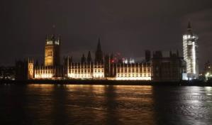 Reino Unido prohíbe la entrada al Parlamento al embajador ruso en Londres