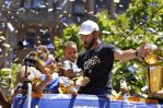 Campeones de Golden State Warriors celebran su 4to título en ocho temporadas