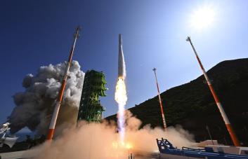 Corea del Sur lanza con éxito su cohete espacial Nuri