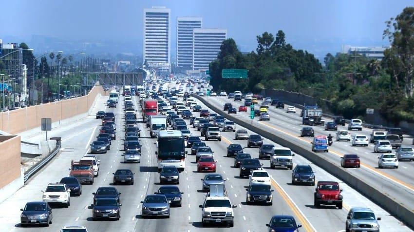 Prevén 42 millones de viajes por carretera en EEUU por el 4 de Julio