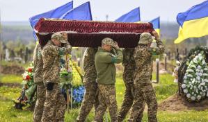 Ucrania y Rusia intercambian de nuevo cuerpos de soldados caídos en combate