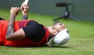 Medvedev y Tsitsipas avanzan en Mallorca y Nick Kyrgios se retira