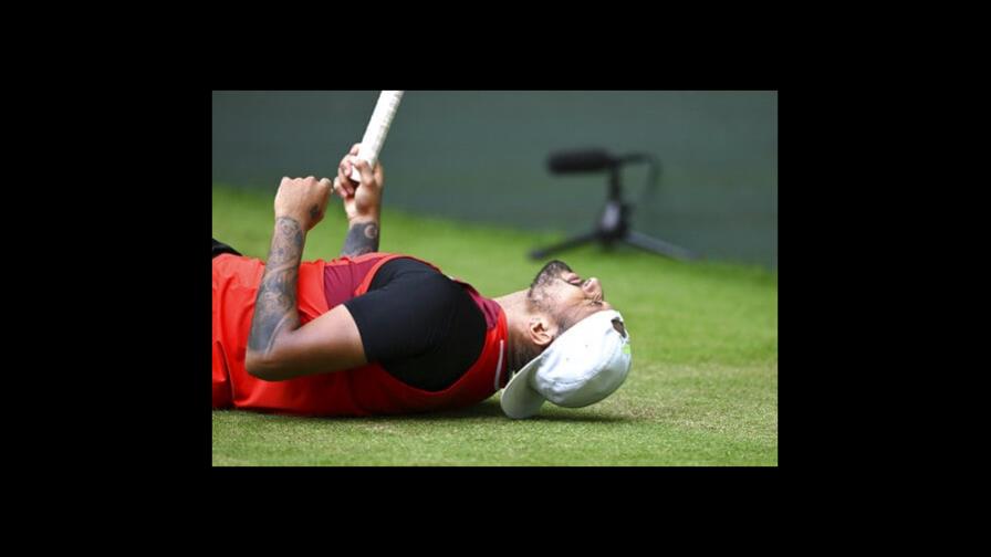 Medvedev y Tsitsipas avanzan en Mallorca y Nick Kyrgios se retira Medvedev y Tsitsipas avanzan en Mallorca y Nick Kyrgios se retira