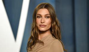 Hailey Bieber es demandada por nombre de marca