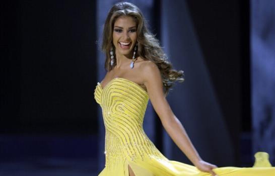 Ex Miss Universo, Dayana Mendoza, es cuestionada por mensaje homofóbico