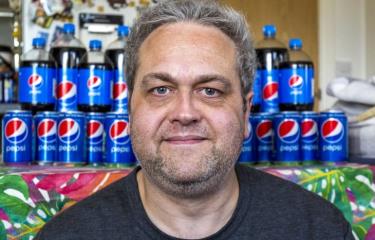 Récord: adicto a Pepsi se bebió 30 latas al día por 20 años