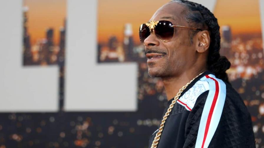 Snoop Dogg reveló el sueldo de su rolador de blunts