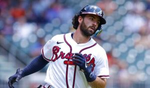 Swanson conecta dos 2 jonrones en la victoria de los Bravos ante los Gigantes