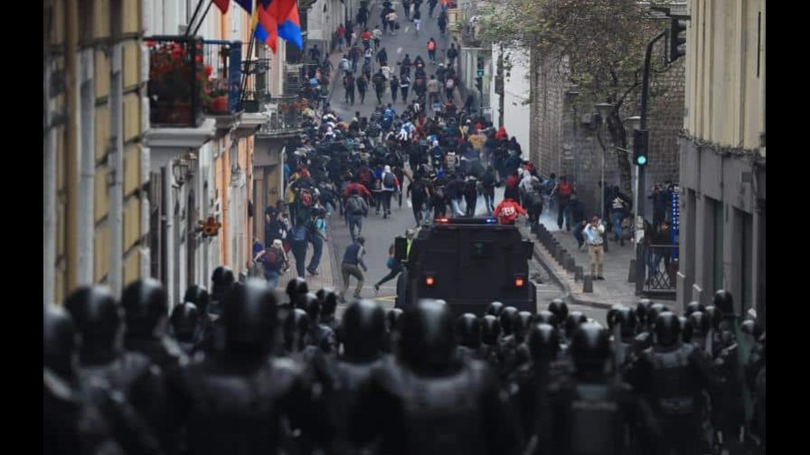 Escala la protesta social en Ecuador y se posterga la posibilidad de diálogo