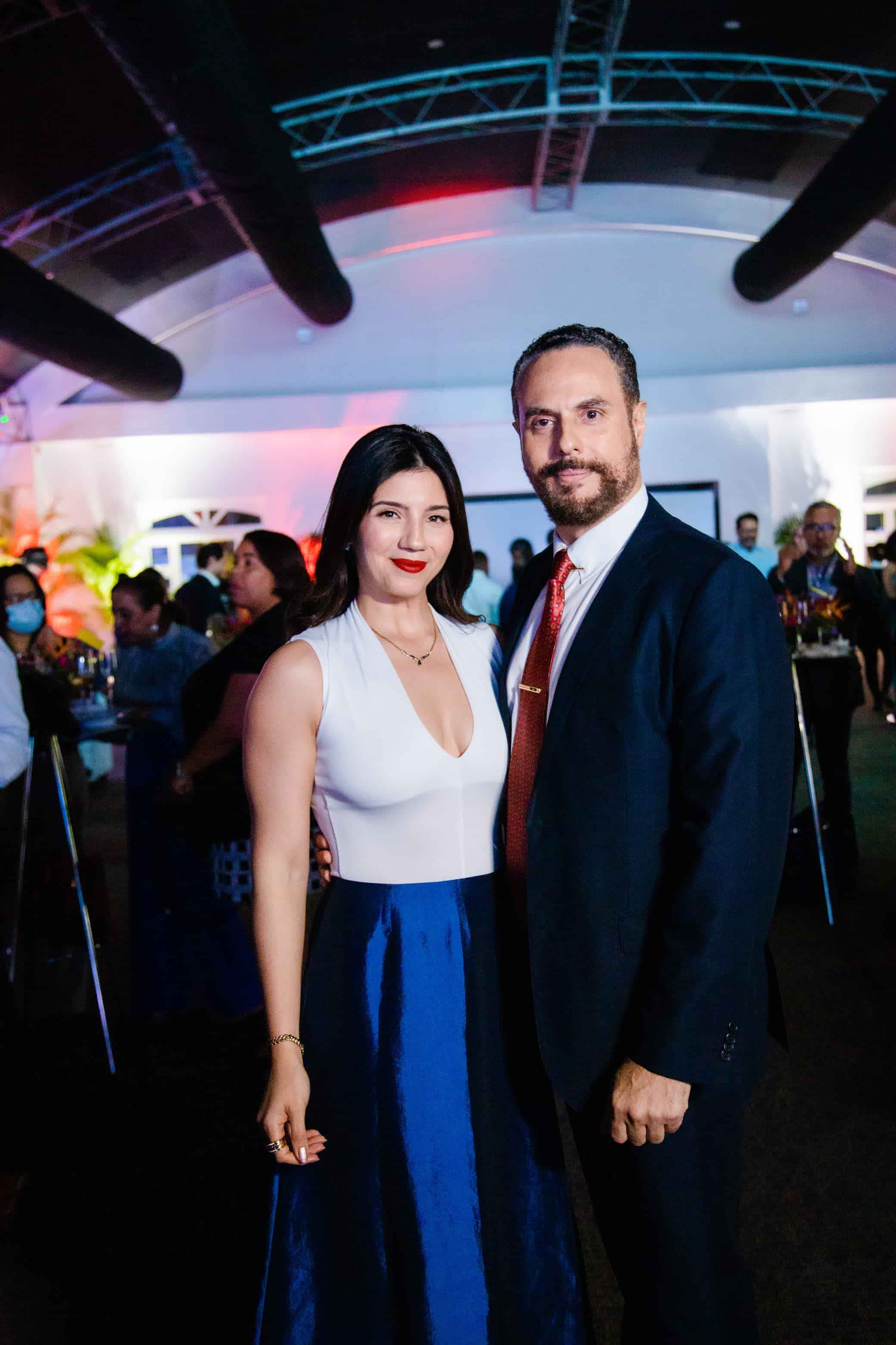 Elizabeth Chahin y Ernesto Báez.