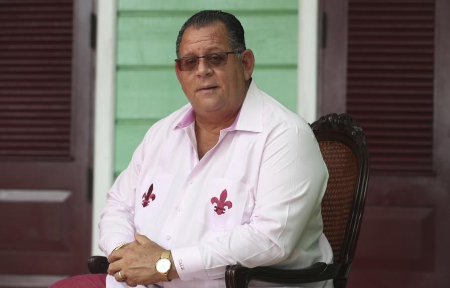 Individuos enmascarados disparan contra un alcalde en Puerto Rico