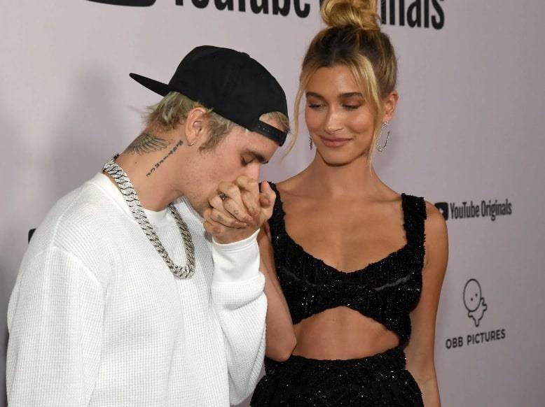 Justin Bieber felicitó a su esposa por el lanzamiento de su línea Rhode