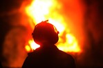 Miles de personas reciben orden de evacuación por incendios forestales en el noroeste de EE. UU.