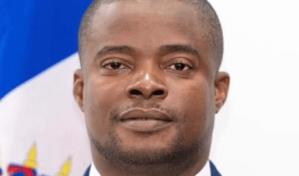 Destituido cónsul haitiano aún tiene funciones en Santiago hasta que llegue su sucesor
