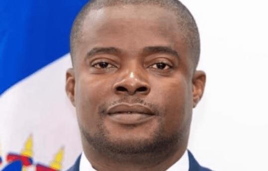 Destituido cónsul haitiano aún tiene funciones en Santiago hasta que llegue su sucesor