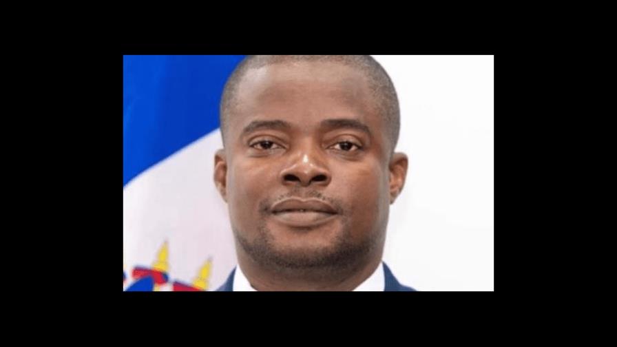 Destituido cónsul haitiano aún tiene funciones en Santiago hasta que llegue su sucesor