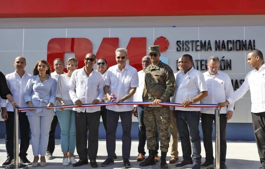 Abinader inaugura Centro de Operaciones Tecnológicas del Sistema 9-1-1 en Puerto Plata