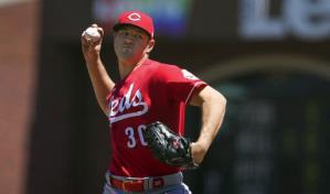 Mahle sale del mal paso y Rojos vencen a Gigantes