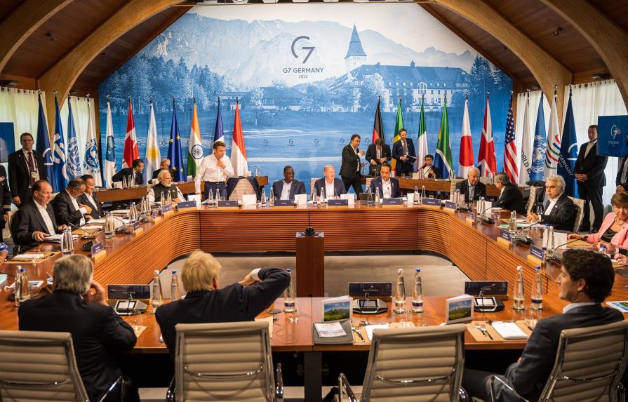 El G7 ofrece a Ucrania apoyo ilimitado, mientras EEUU afina las sanciones