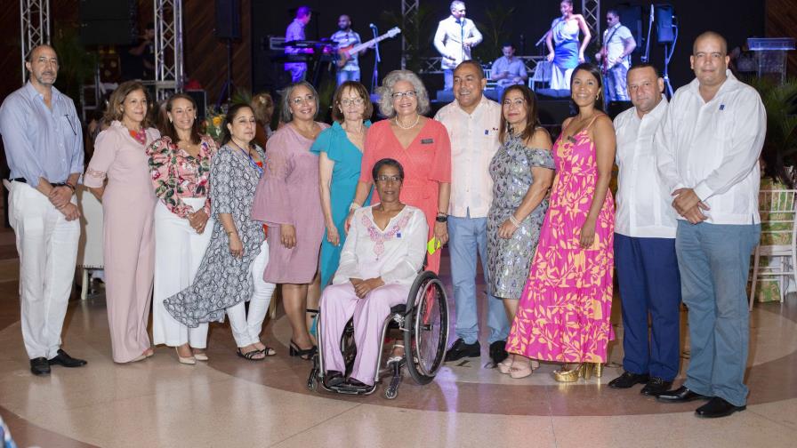 Realizan concierto a beneficio de la filial Santiago del Patronato Nacional de Ciegos Realizan concierto a beneficio de la filial Santiago del Patronato Nacional de Ciegos