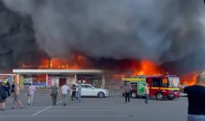 Al menos 10 muertos y 40 heridos tras misil impactar centro comercial de Ucrania