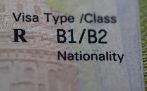 EE. UU. hace permanente el programa de fianzas para visas de paseo a solicitantes de 50 pa&iacute;ses