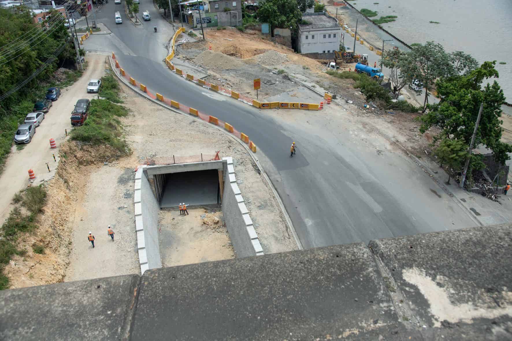 Vista de la nueva avenida y el tunel de conexión 