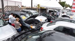 La mitad de los veh&iacute;culos importados al pa&iacute;s son yipetas