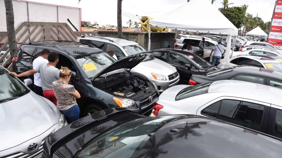 Tasa de interés para préstamos de vehículos aumenta Tasa de interés para préstamos de vehículos aumenta