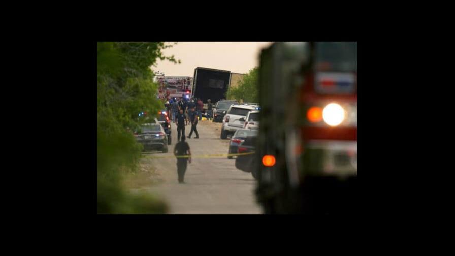 Suben a 50 los migrantes muertos en un camión abandonado en Texas