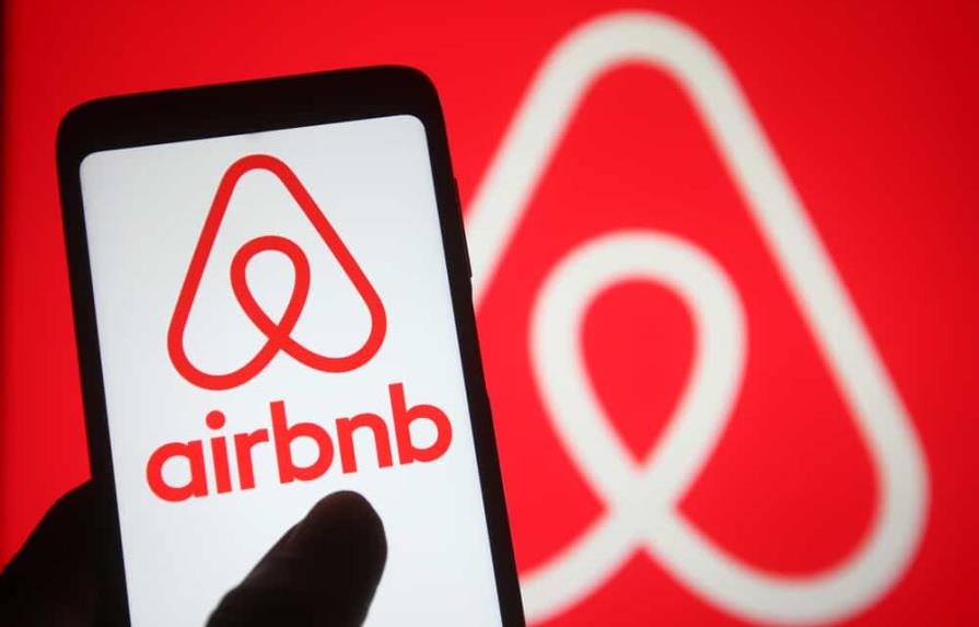 Airbnb prohíbe permanentemente la celebración de fiestas