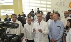 Gobierno contempla dejar instalados en este año 100 centros tecnológicos comunitarios