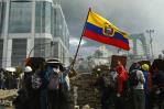 Ecuador suspende negociaciones con líder de protestas indígenas tras ataque a militares