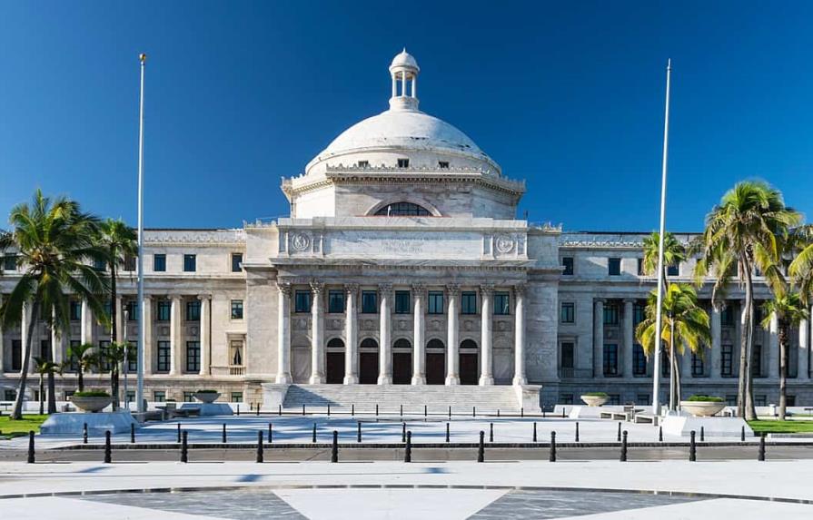 Legislatura puertorriqueña no aprueba presupuesto, que decidirá ente fiscal