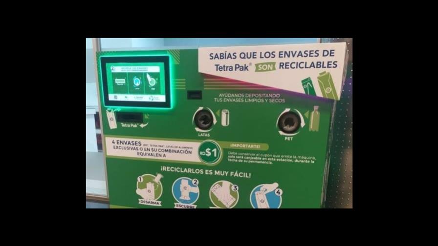 Recicla este fin de semana en el centro de acopio y la máquina recicladora Recybot de Ágora Mall