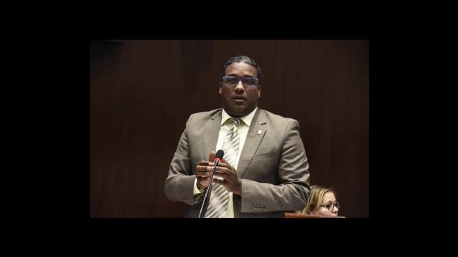 Diputados aprueban en primera lectura crear un departamento de crédito educativo